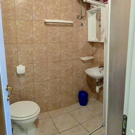 Apartman Ilinka דירה *