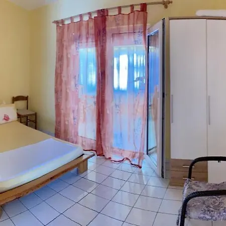 Apartman Ilinka דירה