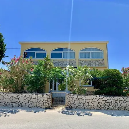 Apartman Ilinka דירה ויר
